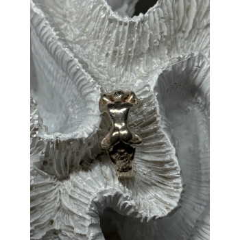 925 Sterling Silver Kamasutra Ring Size 7.5