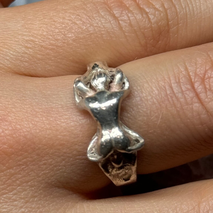 925 Sterling Silver Kamasutra Ring Size 7.5