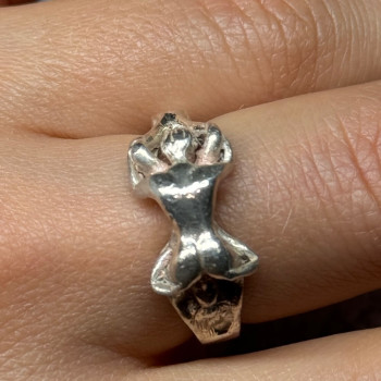 925 Sterling Silver Kamasutra Ring Size 7.5