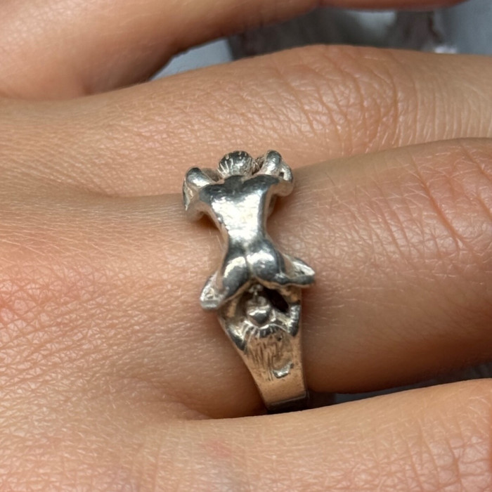 925 Sterling Silver Kamasutra Ring Size 7.5