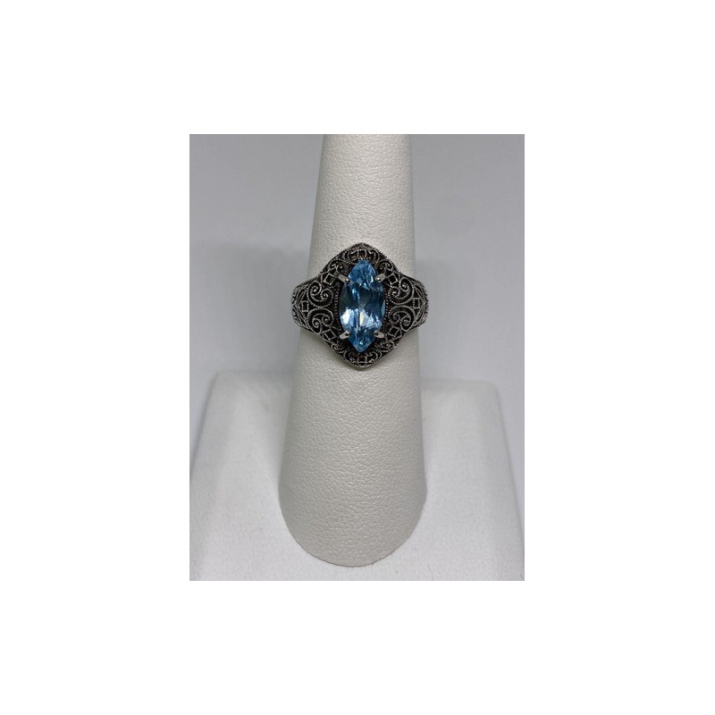 925 Sterling Silver Ring With Topaz Size 6.75