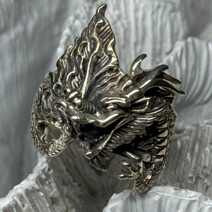 925 Sterling Silver Dragon Ring Size 9