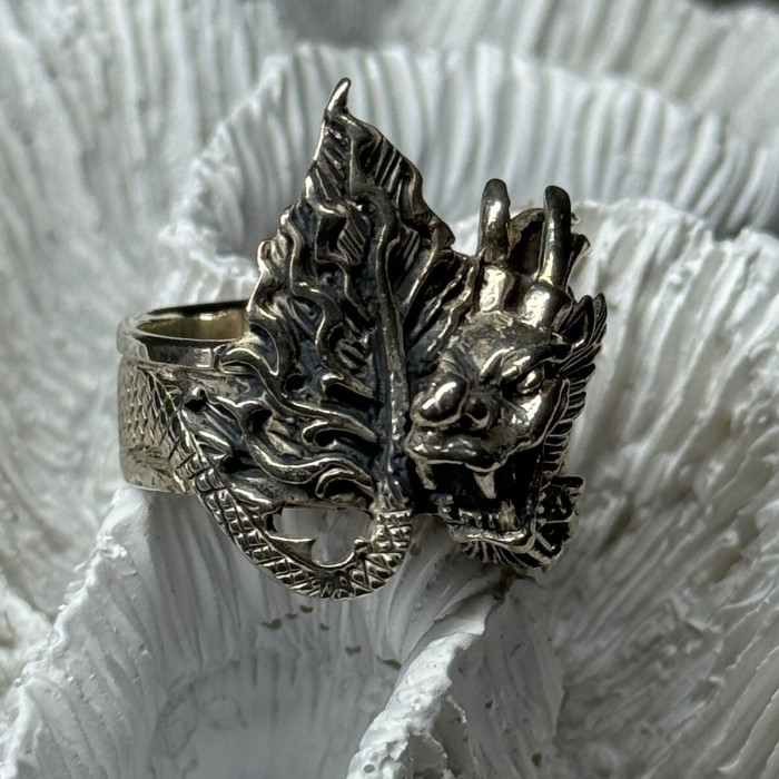 925 Sterling Silver Dragon Ring Size 9