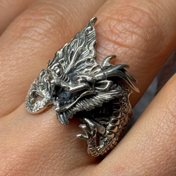 925 Sterling Silver Dragon Ring Size 9