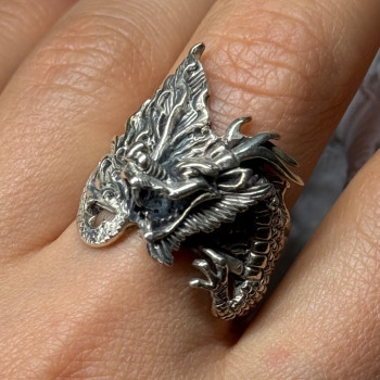 925 Sterling Silver Dragon Ring Size 9