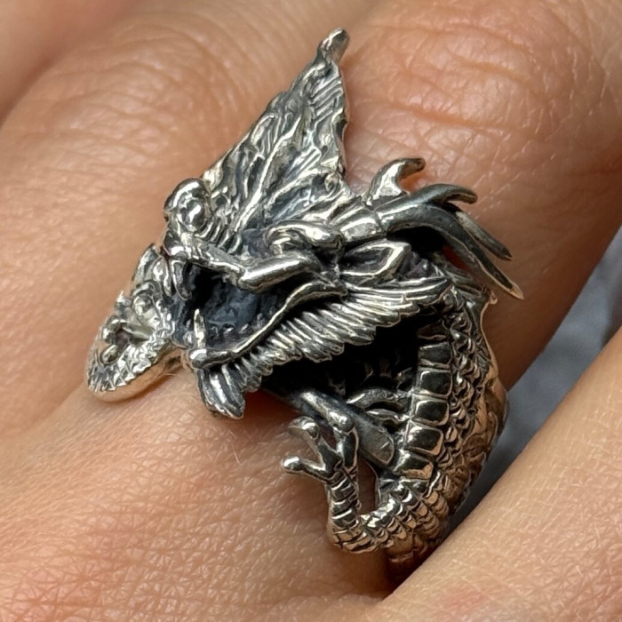 925 Sterling Silver Dragon Ring Size 9