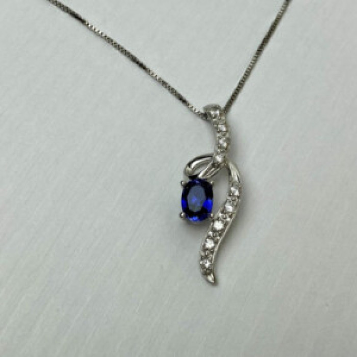 925 Sterling Silver London Blue & White Topaz Chain With Pendant
