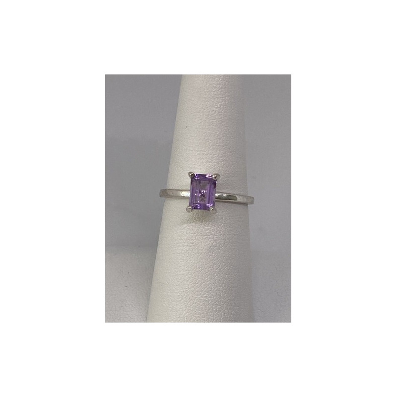 925 Sterling Silver Ring With Amethyst Size 6.75
