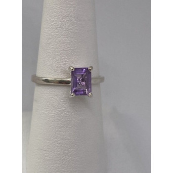 925 Sterling Silver Ring With Amethyst Size 6.75