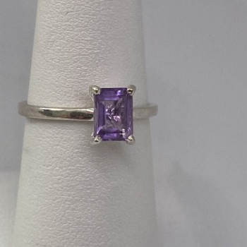 925 Sterling Silver Ring With Amethyst Size 6.75