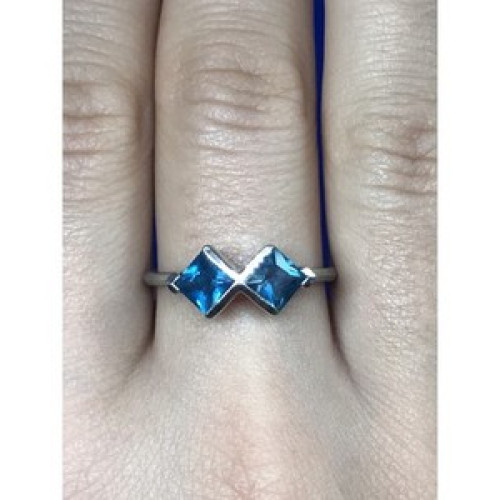 925 Sterling Silver Blue Jadeite Ring Size 8.5
