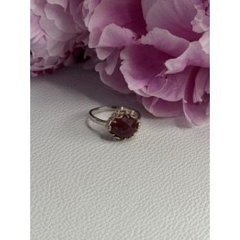 925 Sterling Silver Gold Plated Part Ruby Ring Size 8
