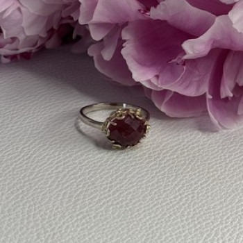 925 Sterling Silver Gold Plated Part Ruby Ring Size 8