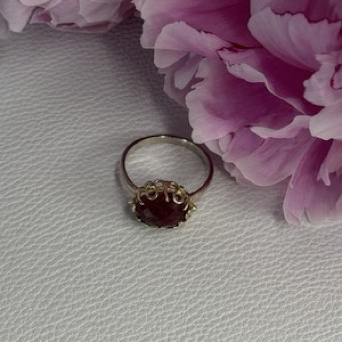 925 Sterling Silver Gold Plated Part Ruby Ring Size 8
