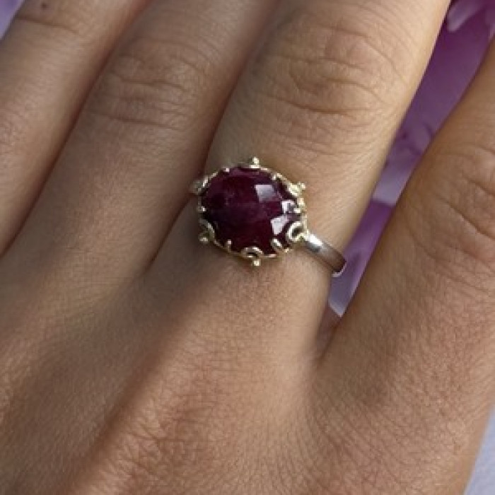 925 Sterling Silver Gold Plated Part Ruby Ring Size 8
