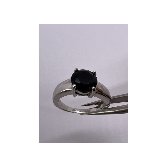 925 Sterling Silver Garnet Ring Size 6