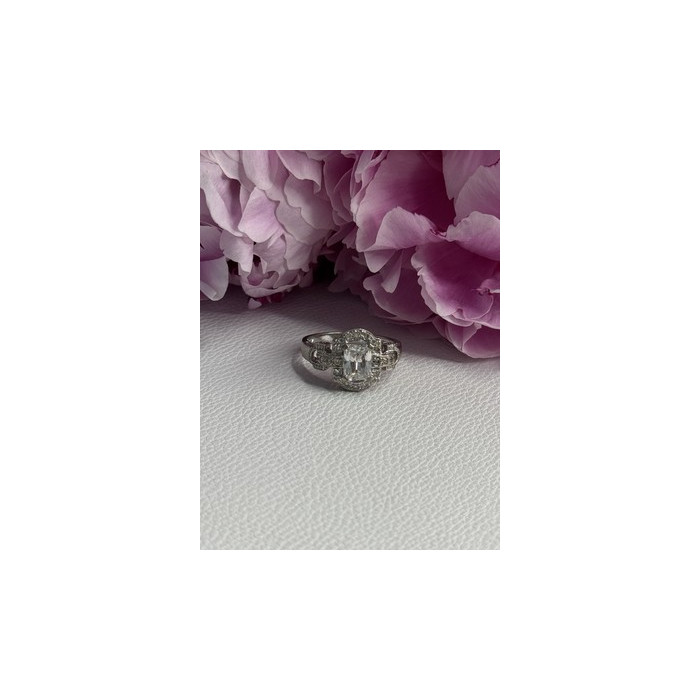 Beautiful 925 Sterling Silver CZ Ring Size 10