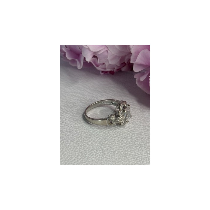 Beautiful 925 Sterling Silver CZ Ring Size 10