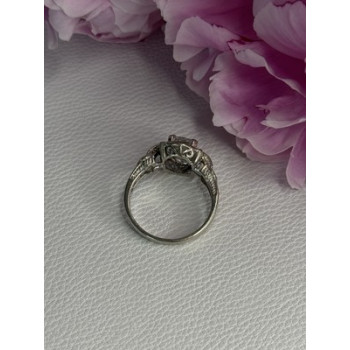 Beautiful 925 Sterling Silver CZ Ring Size 10