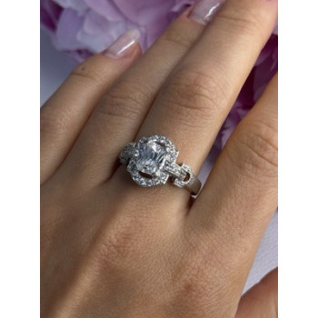Beautiful 925 Sterling Silver CZ Ring Size 10