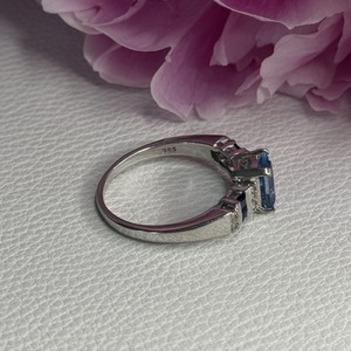 925 Sterling Silver Topaz Sapphire Beryl Ring Size 8