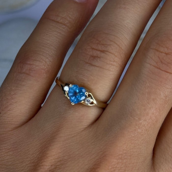 10K Yellow Gold Blue Topaz Heart & Diamonds Ring Size 7