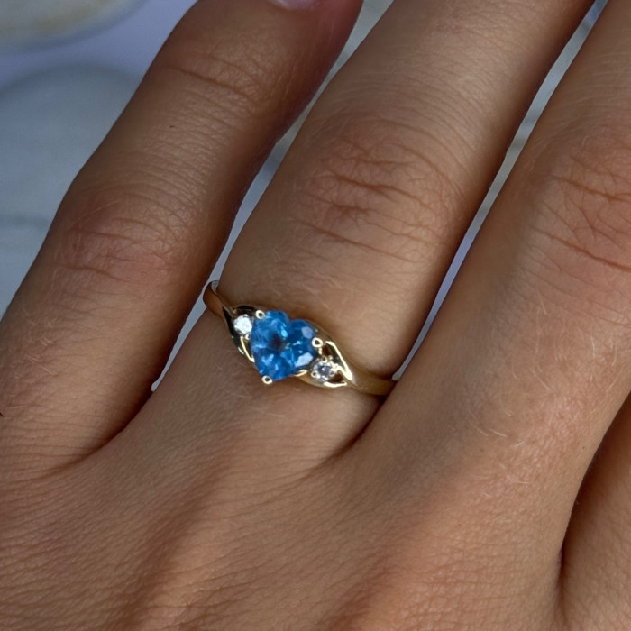 10K Yellow Gold Blue Topaz Heart & Diamonds Ring Size 7