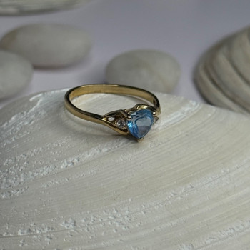 10K Yellow Gold Blue Topaz Heart & Diamonds Ring Size 7