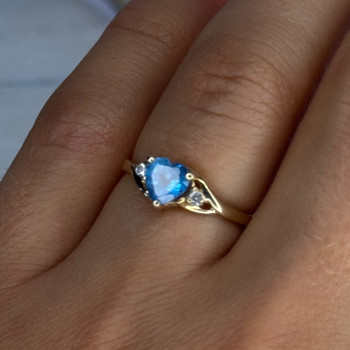 10K Yellow Gold Blue Topaz Heart & Diamonds Ring Size 7