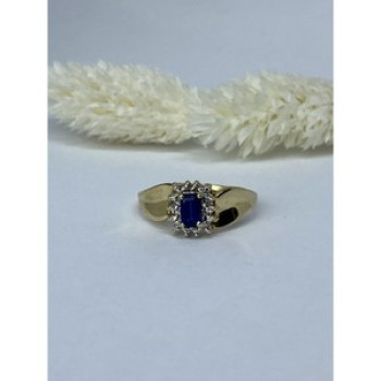 10K Yellow Gold Sapphire & Diamonds Ring Size 6.5