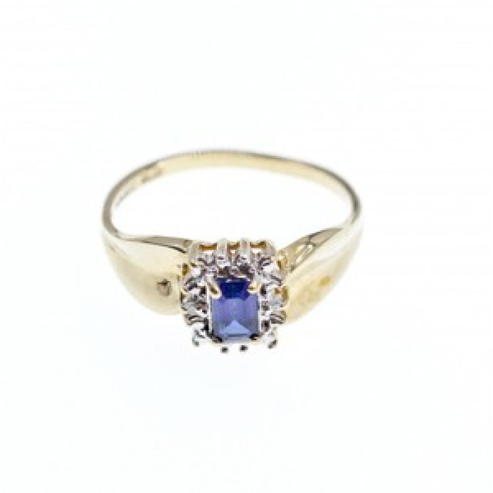 10K Yellow Gold Sapphire & Diamonds Ring Size 6.5