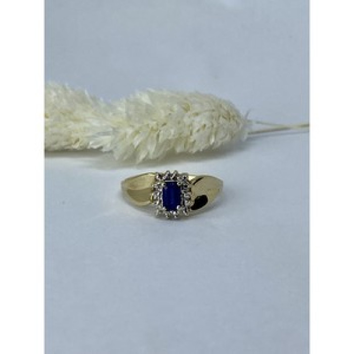 10K Yellow Gold Sapphire & Diamonds Ring Size 6.5