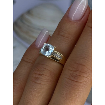 14K Yellow Gold Aquamarine & Diamonds Ring Size 5