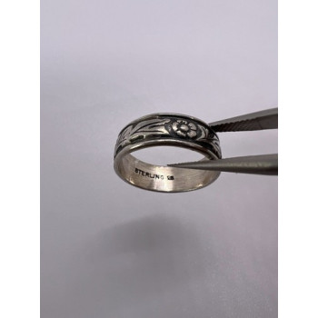 925 Sterling Silver Band Flower Pattern Ring Size 4