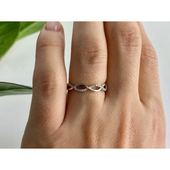 10K WHITE GOLD DIAMONDS RING SIZE 7