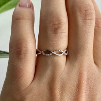 10K White Gold Diamonds Ring Size 7
