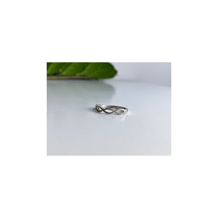 10K WHITE GOLD DIAMONDS RING SIZE 7