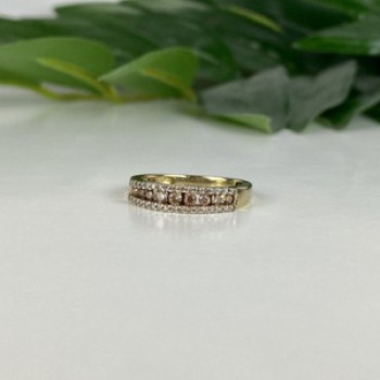 10K Yellow Gold White Sapphire & Diamonds Ring Size 8