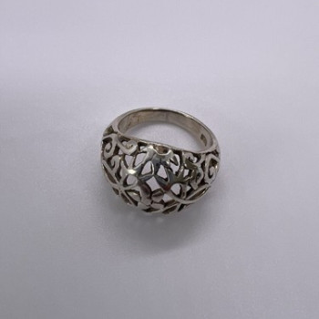 925 Sterling Silver Porous Flower Design Ring Size 8