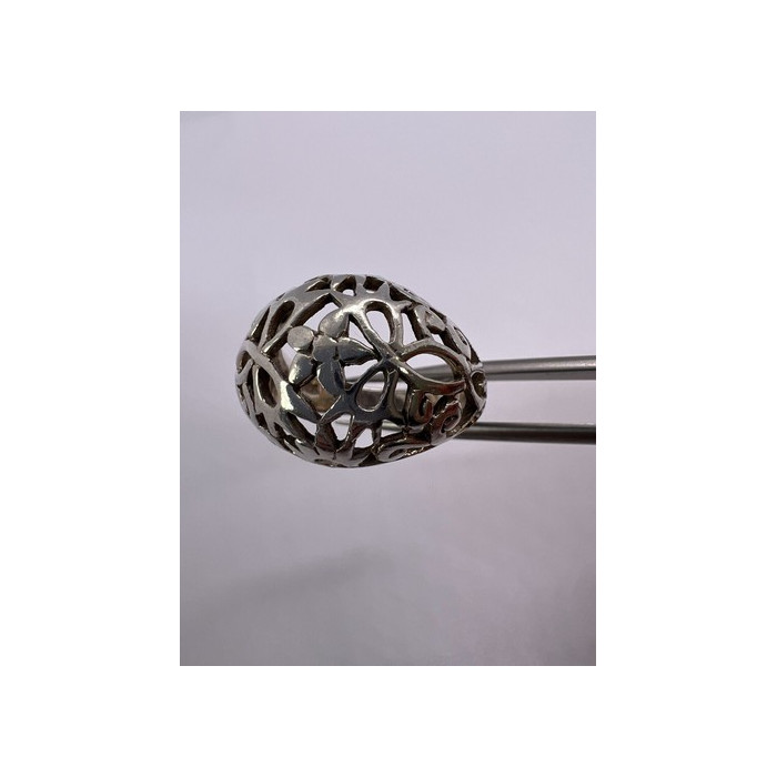 925 Sterling Silver Porous Flower Design Ring Size 8