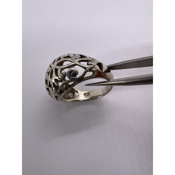 925 Sterling Silver Porous Flower Design Ring Size 8