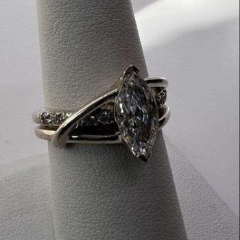 925 Sterling Silver CZ Ring Size 7.5