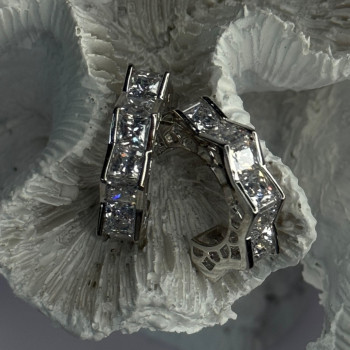 925 Sterling Silver Earrings Shiny CZ Length 0.90 Inch