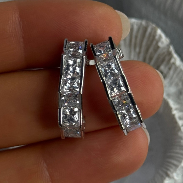 925 Sterling Silver Earrings Shiny CZ Length 0.90 Inch