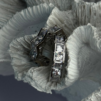 925 Sterling Silver Earrings Shiny CZ Length 0.90 Inch