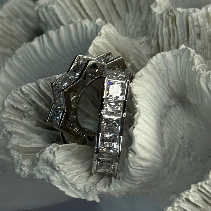 925 Sterling Silver Earrings Shiny CZ Length 0.90 Inch