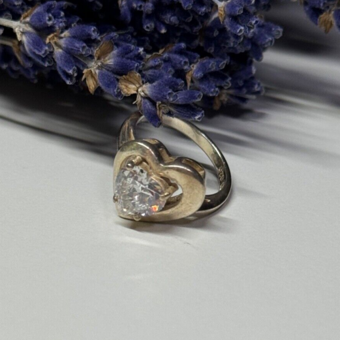 925 Sterling Silver CZ Heart Ring Size 5