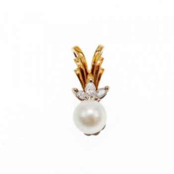14 K Yellow Gold Pearl & Sapphires Pendant