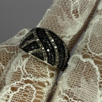 925 Sterling Silver Spinel Ring Size 6