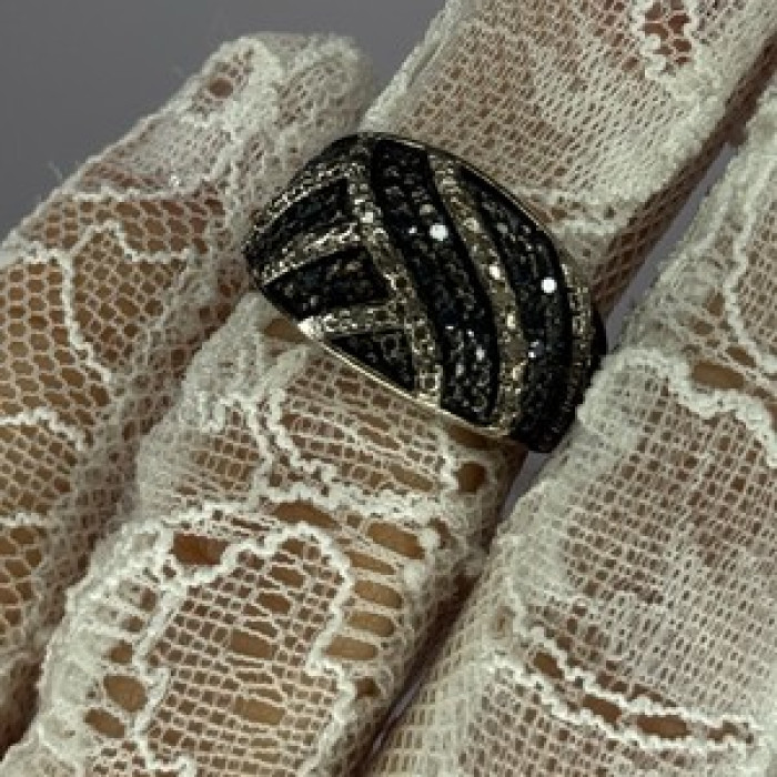 925 Sterling Silver Spinel Ring Size 6